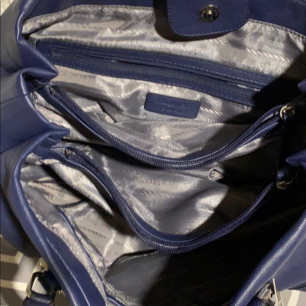 Handbag - Picture 3 of 3